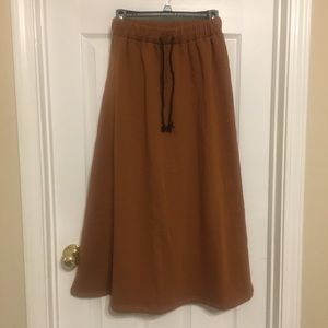 IDEALSANXUN Camel Fleece-Lined Skirt Size Small New with Tags